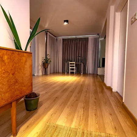 Tangerine Krystalli Apartament
